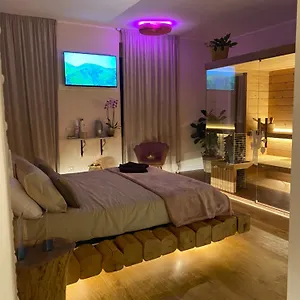 https://love-space-sensory-spa-relax-suite.it-romehotels.com