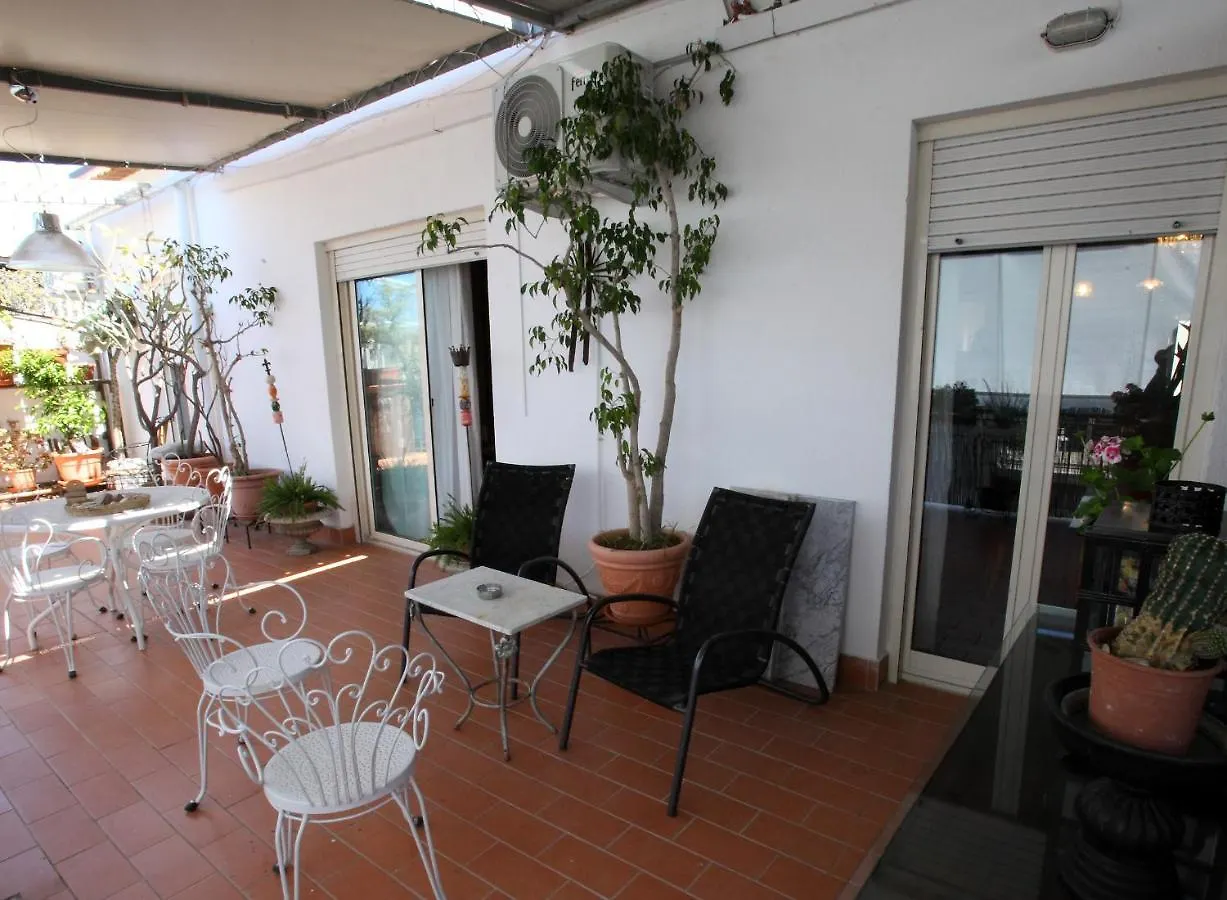 Accardi House Searooms Palermo 2*,  Italy
